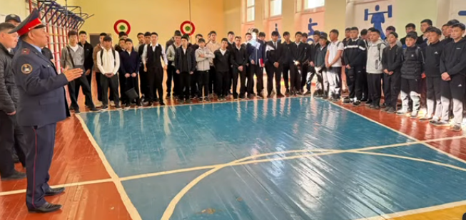Кылмыштуулуктун алдын алуу боюнча түшүндүрүү иштерин жүргузүү
